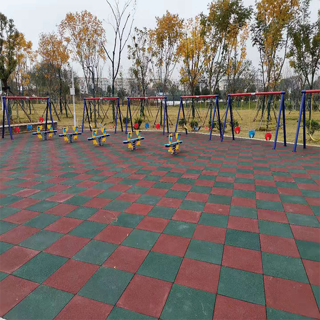 室外安全地垫(图4)